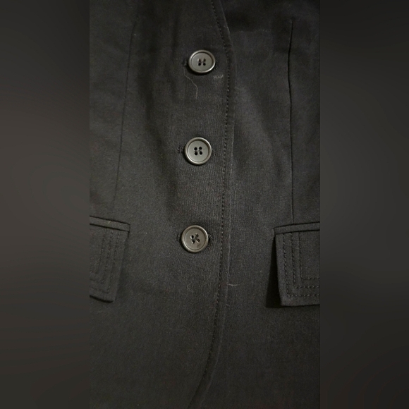 OOBE Tailored Vest In Black. Size XXS - Picture 4 of 8